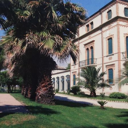 Villa Montanari Rosati Porto San Giorgio Dış mekan fotoğraf